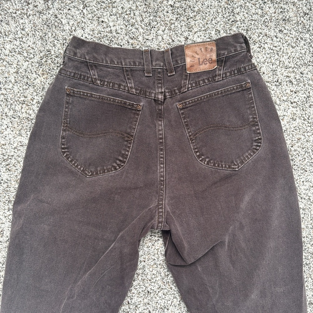Vintage Lee Brown Denim size 12 petite but probably closer to size 4/27 ankle